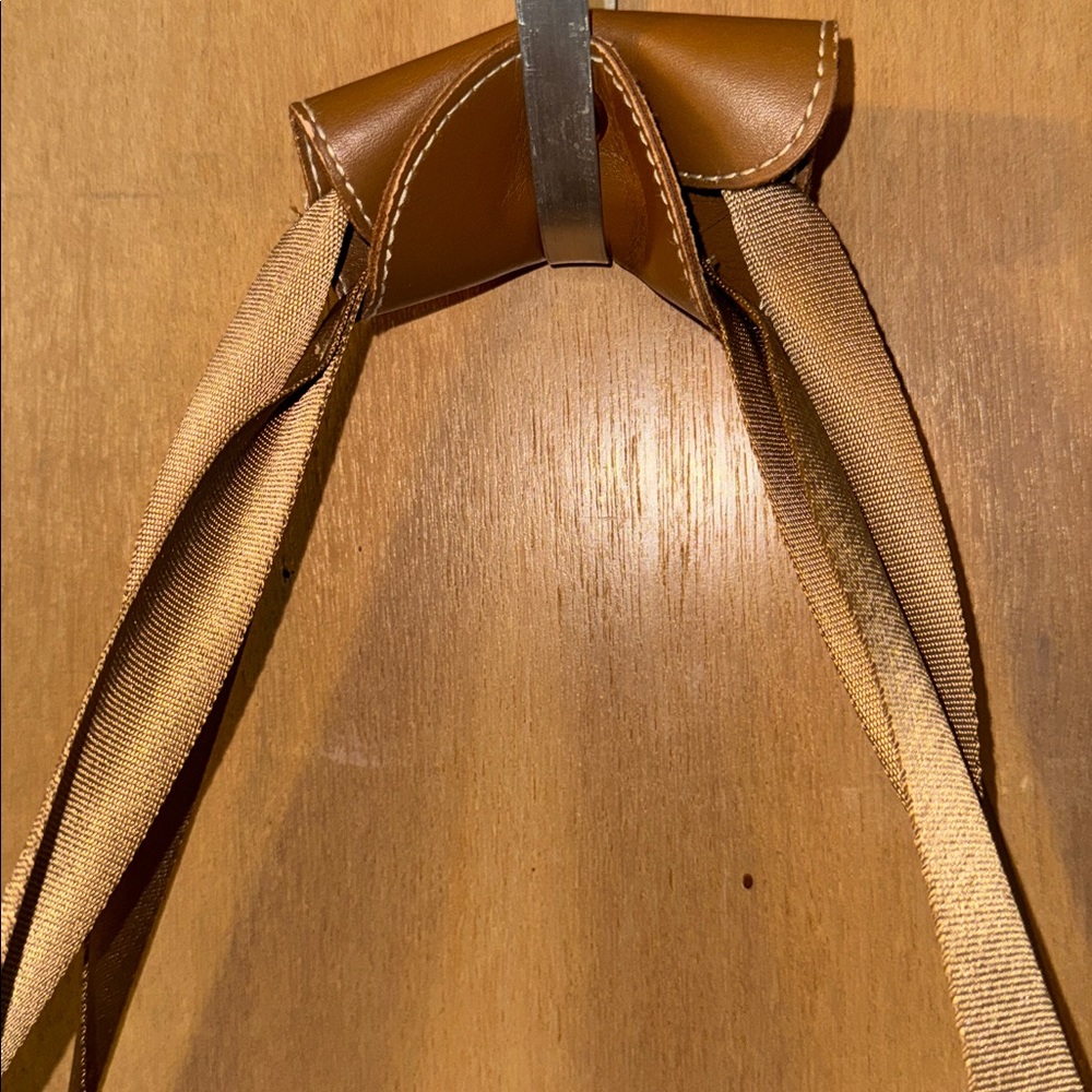 Lily Bloom Rolling Travel Bag in New Condition! - Picture 3 of 8